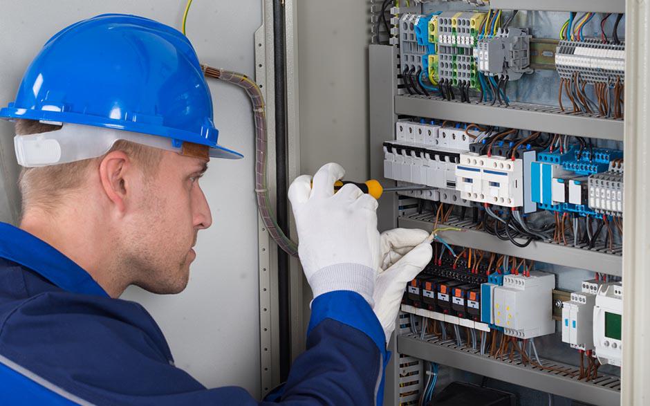 travail électricien Chelles