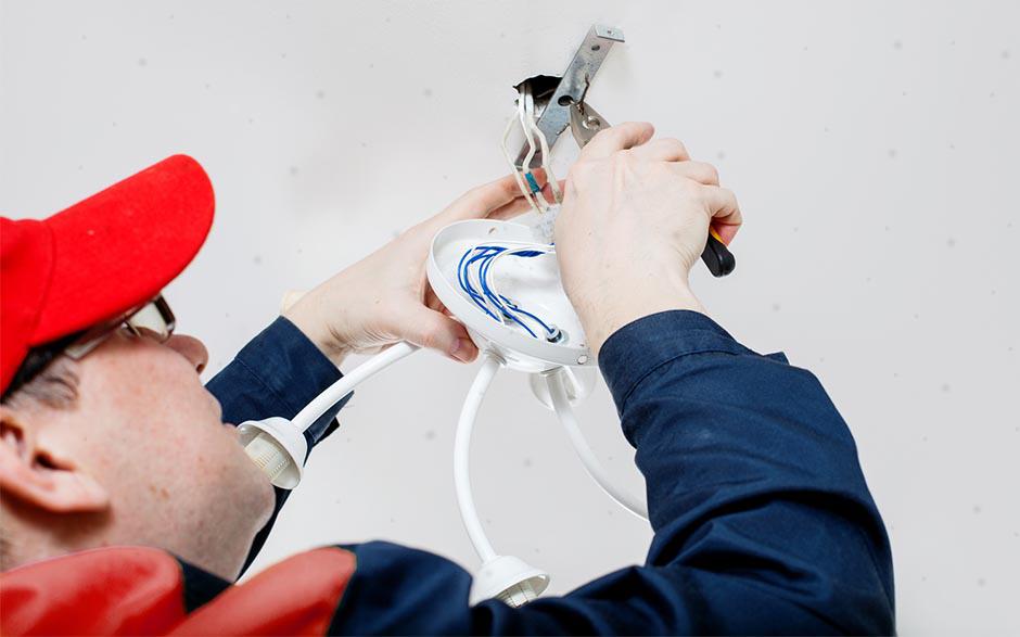 travail électricien Chelles